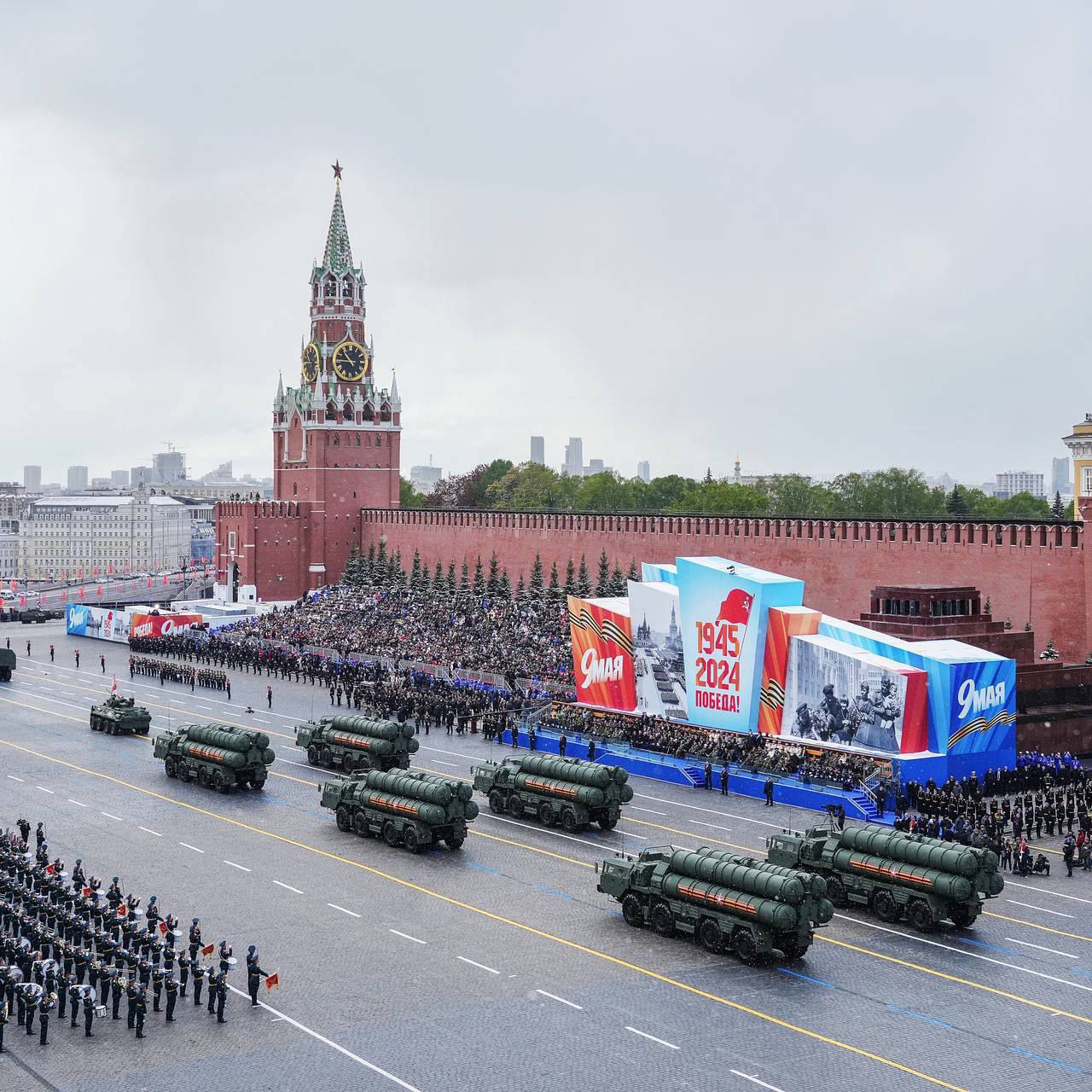 Фото: выглядит непобедимой, признал Трамп, увидев кадры парада Победы в Москве, - NYT...